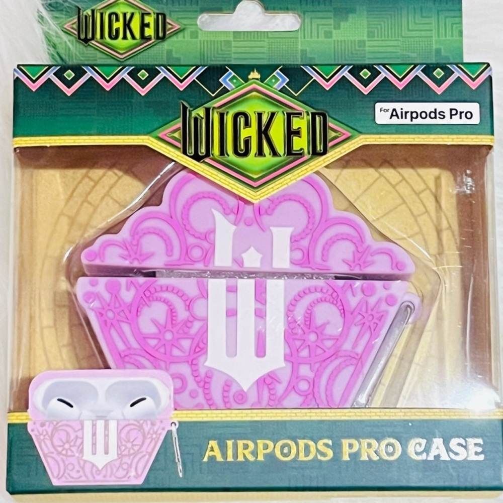 NWT: WICKEDLY BEAUTIFUL GLINDA Pink Crown AirPods Pro Earbud Case